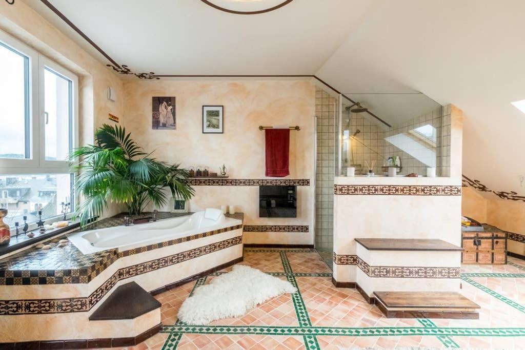 Wohlfuehloase Mit Blick Auf Trier Apartment Exterior foto