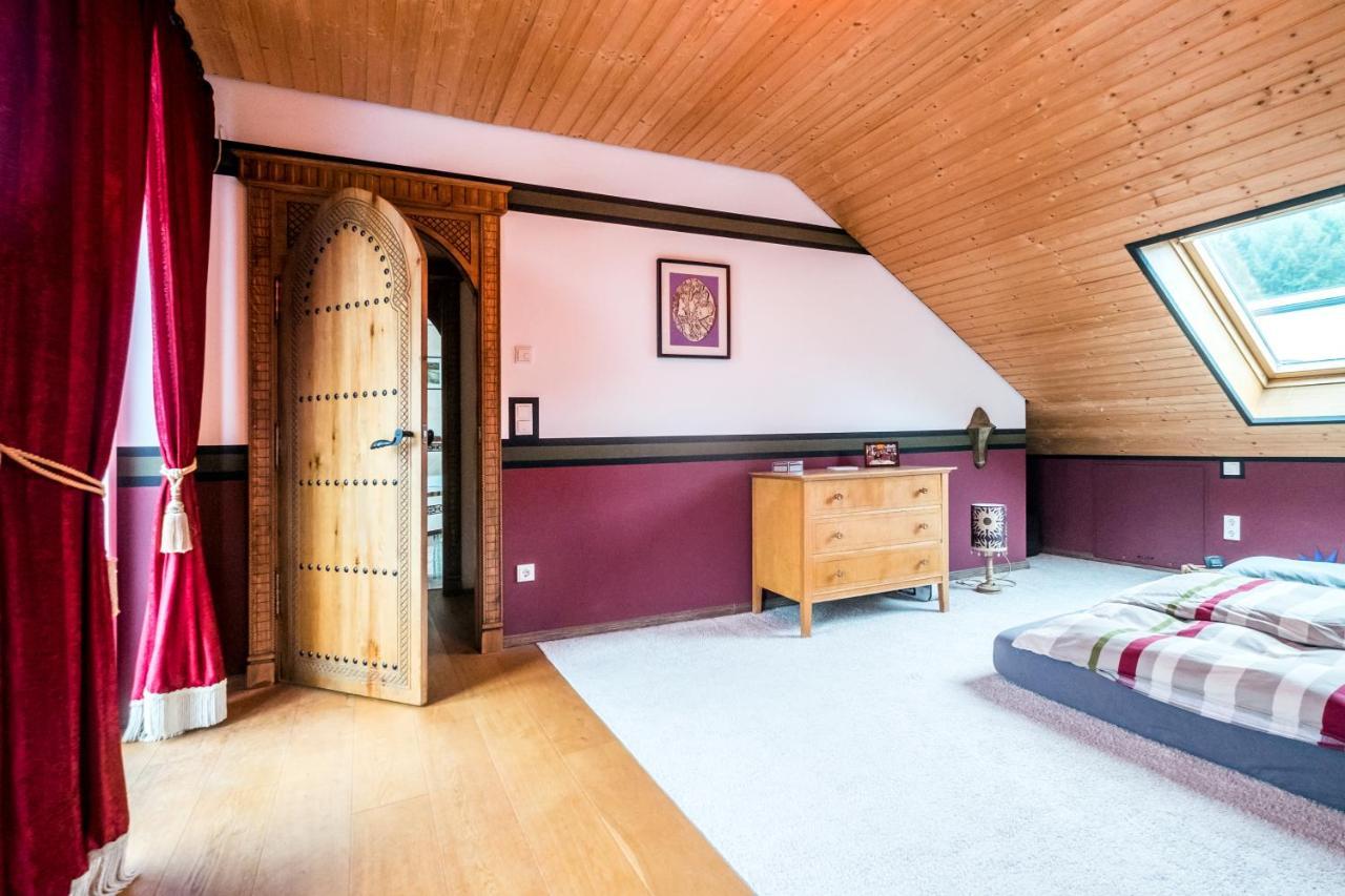 Wohlfuehloase Mit Blick Auf Trier Apartment Exterior foto